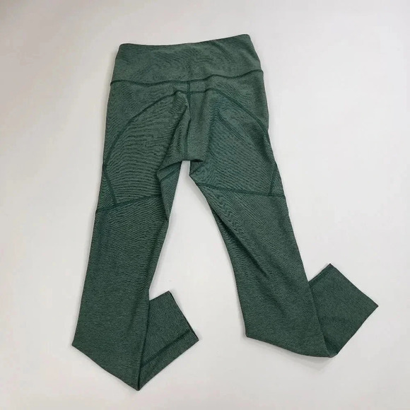 Outdoor Voices Warmup 3/4 Leggings Hunter Green - Picture 3 of 8
